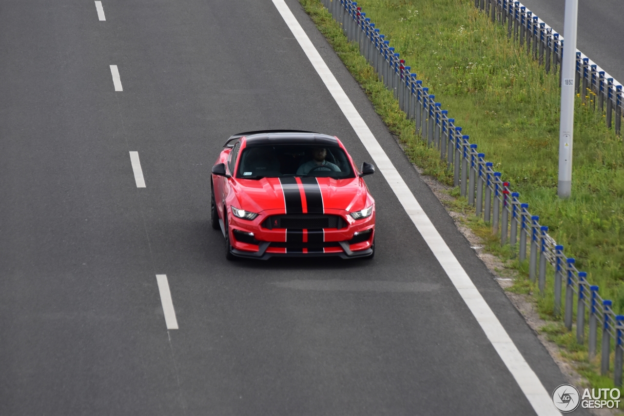 Ford Mustang GT 2015