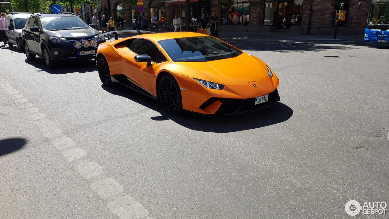 Lamborghini Huracán LP640-4 Performante