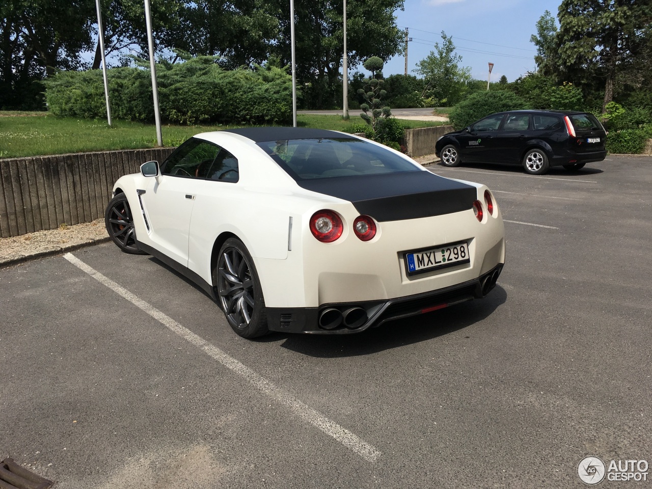 Nissan GT-R 2011