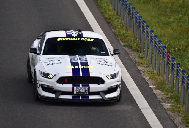 Ford Mustang Shelby GT350R 2015