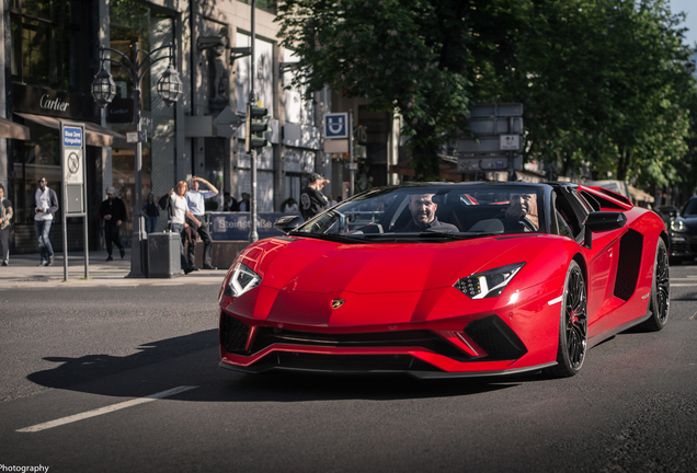 Lamborghini Aventador S LP740-4 Roadster