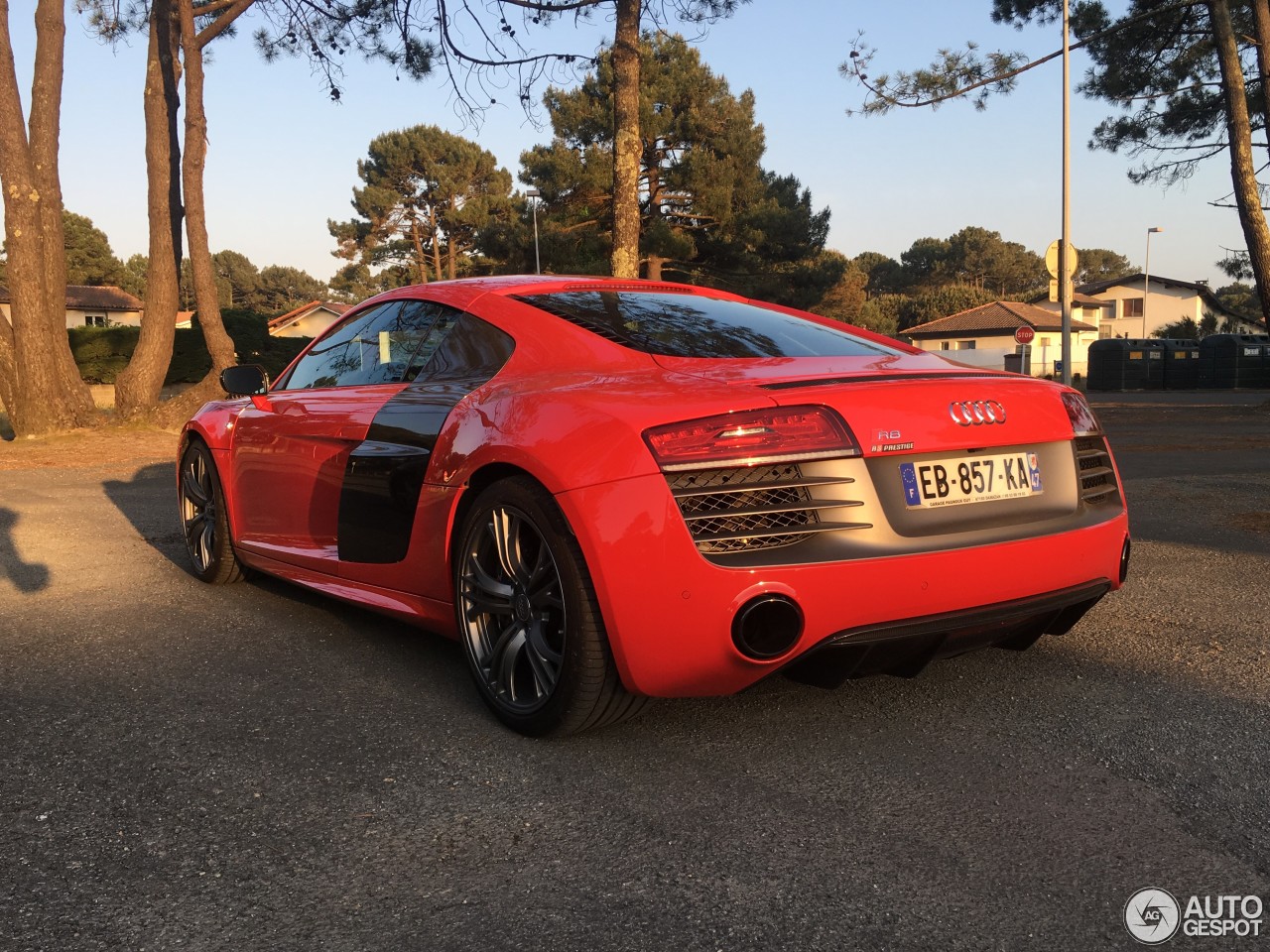 Audi R8 V10 Plus 2013