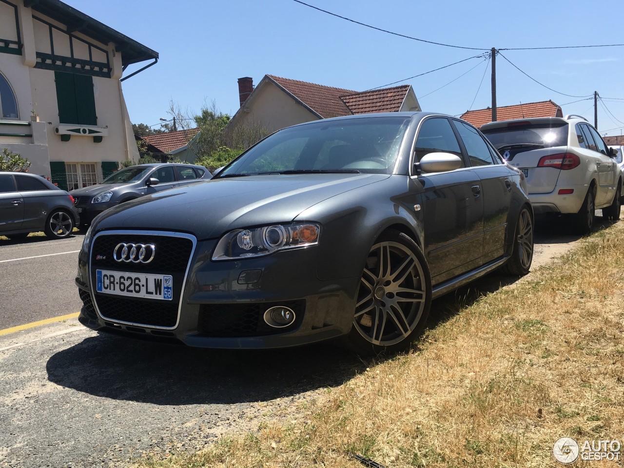 Audi RS4 Sedan