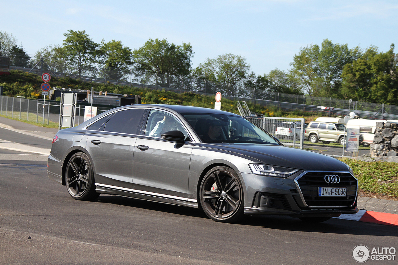 Audi S8 D5