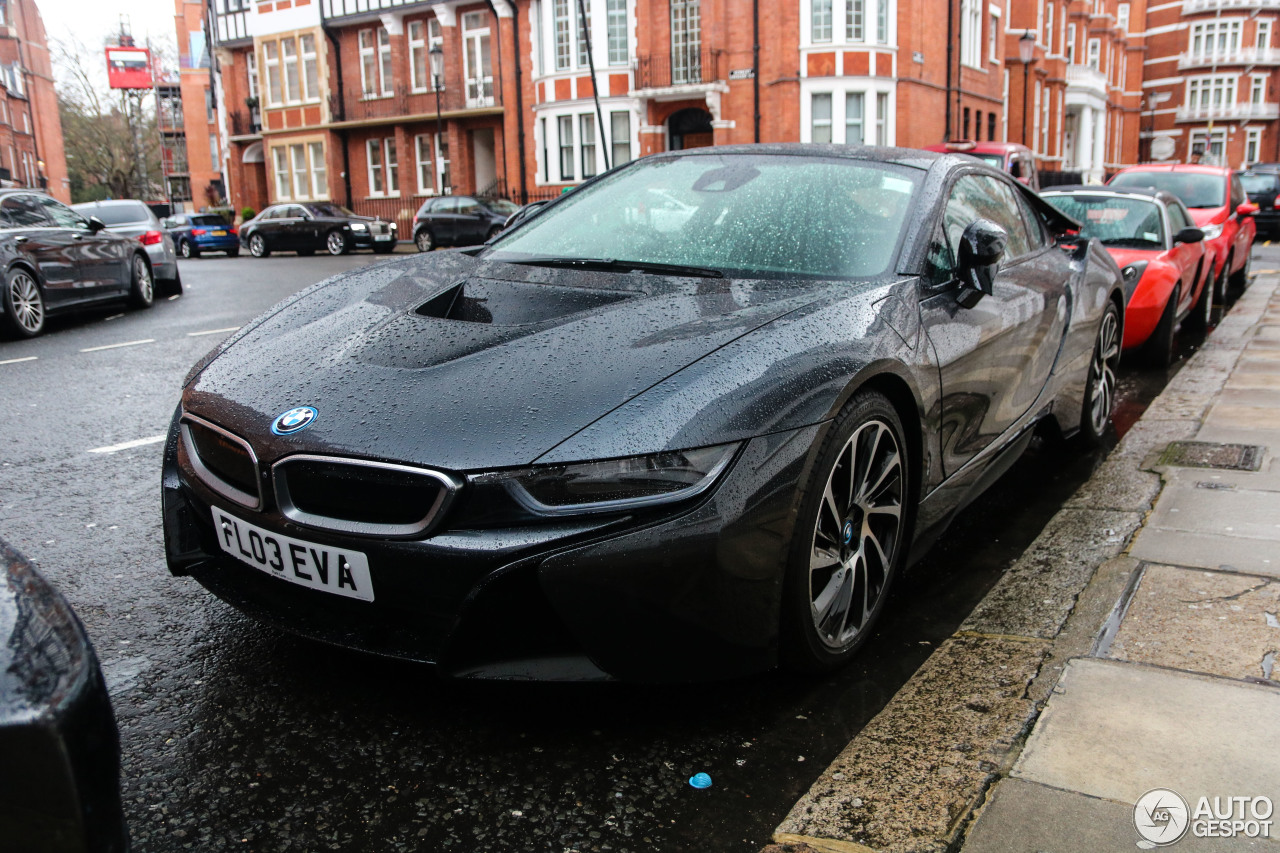 BMW i8