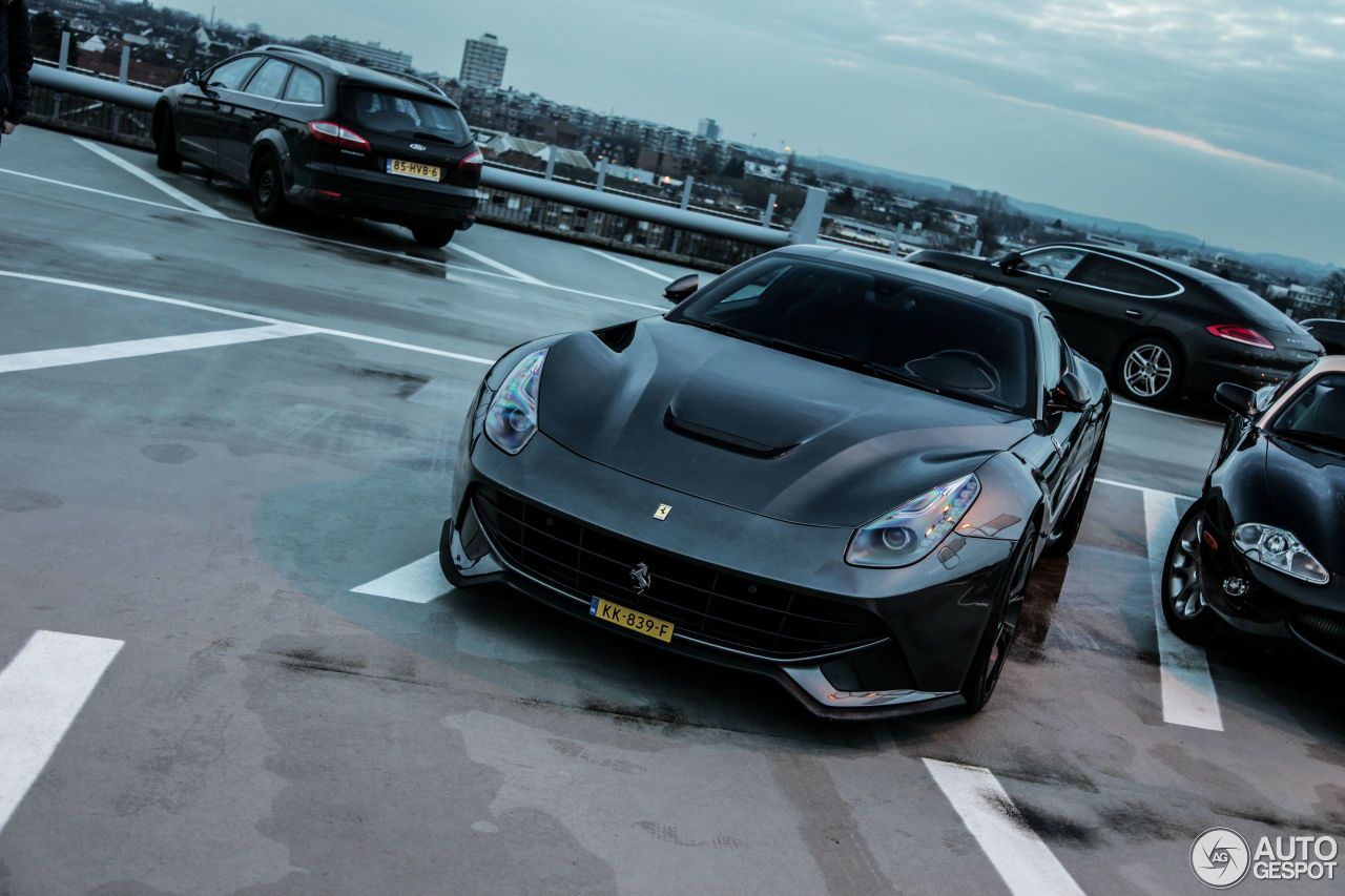 Ferrari F12berlinetta Novitec Rosso