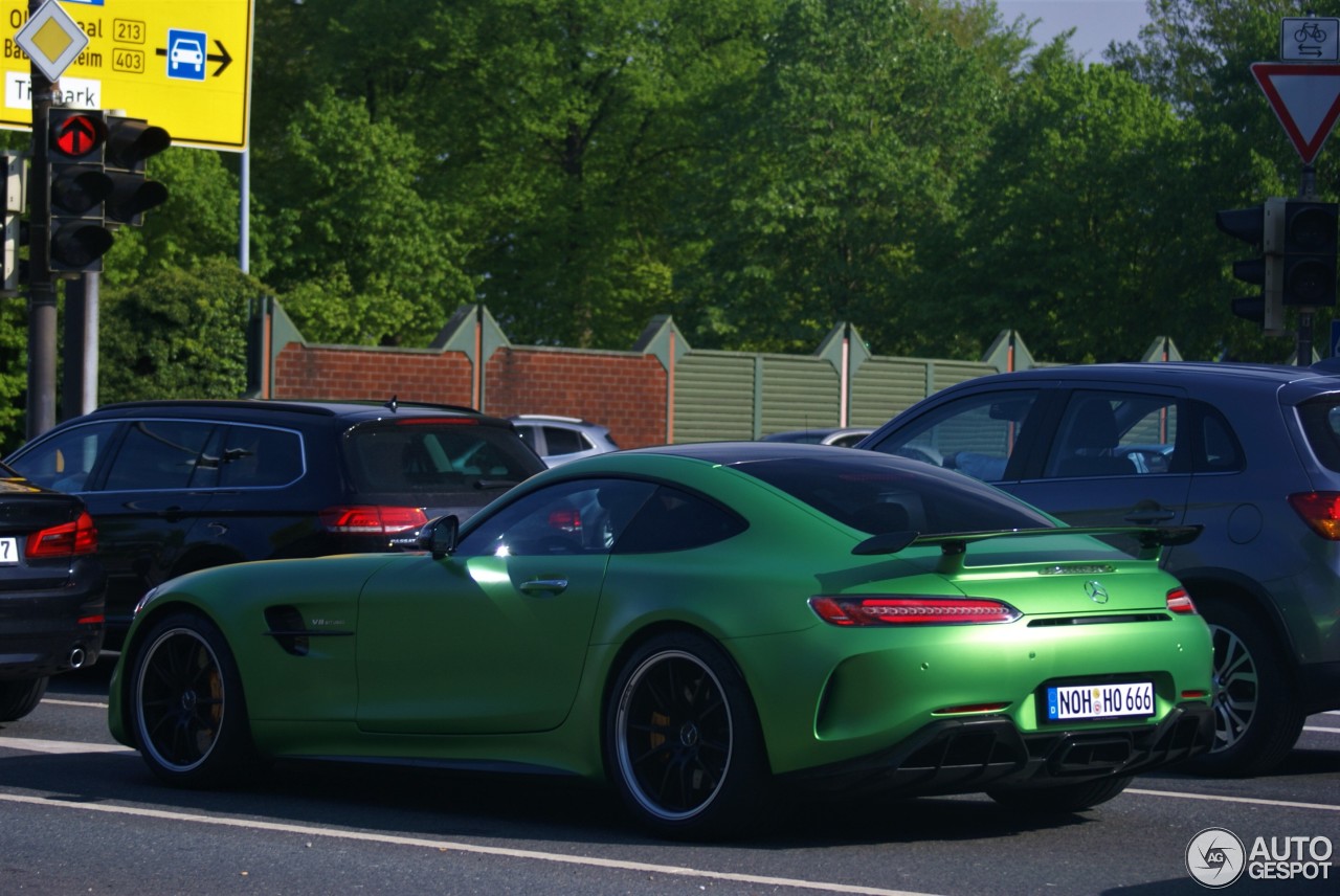 Mercedes-AMG GT R C190