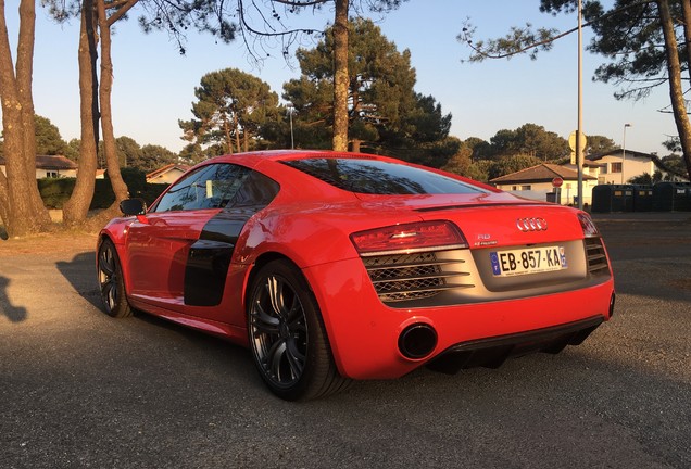 Audi R8 V10 Plus 2013