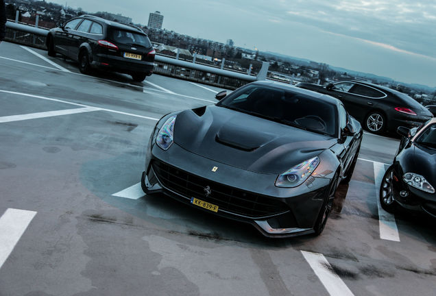 Ferrari F12berlinetta Novitec Rosso