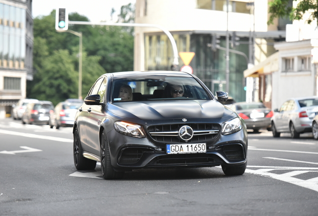 Mercedes-AMG E 63 S W213 Edition 1