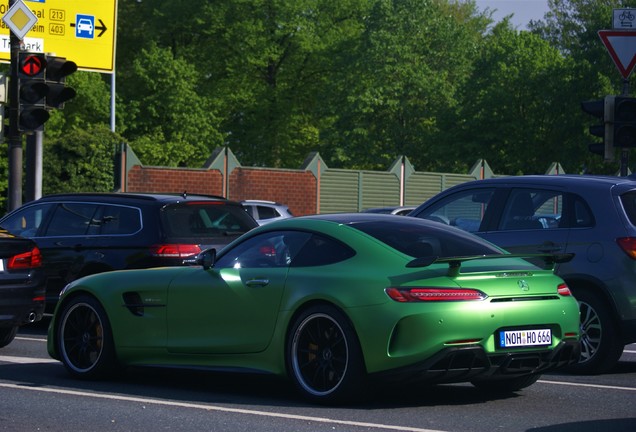 Mercedes-AMG GT R C190