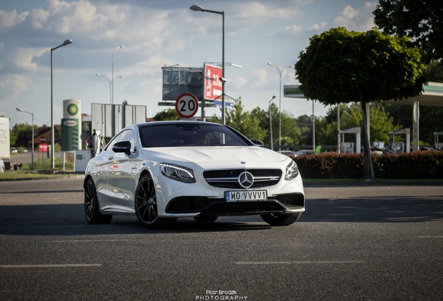 Mercedes-Benz S 63 AMG Coupé C217