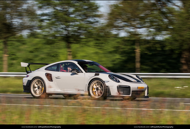 Porsche 991 GT2 RS Weissach Package