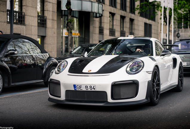 Porsche 991 GT2 RS Weissach Package