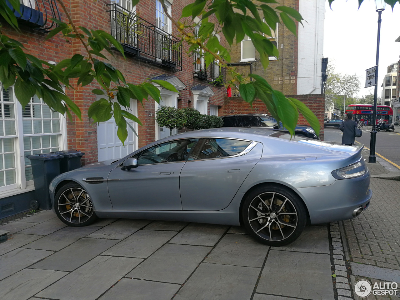 Aston Martin Rapide S