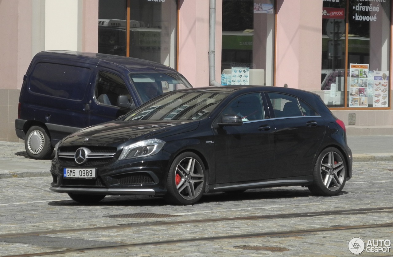 Mercedes-Benz A 45 AMG