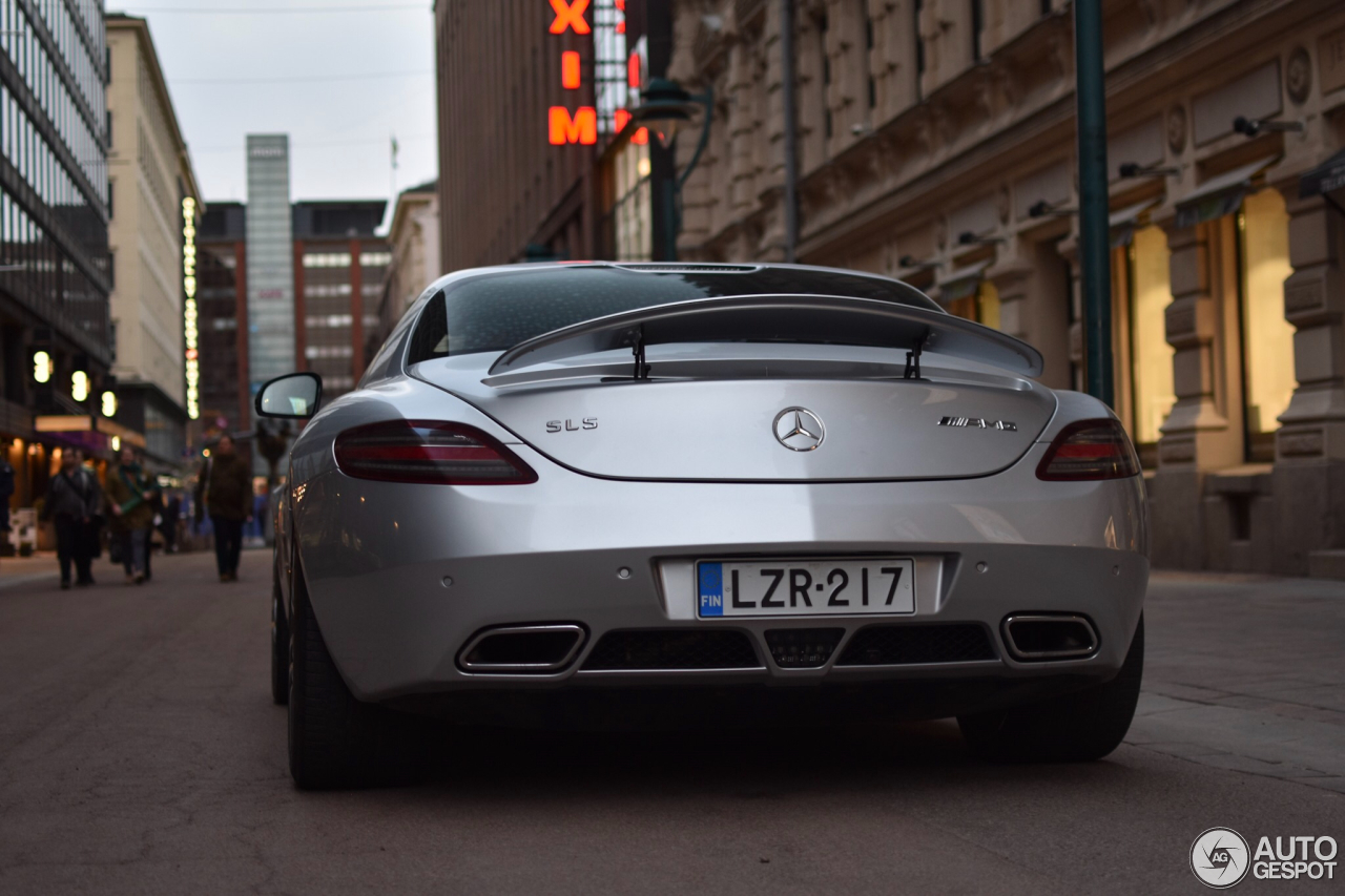 Mercedes-Benz SLS AMG