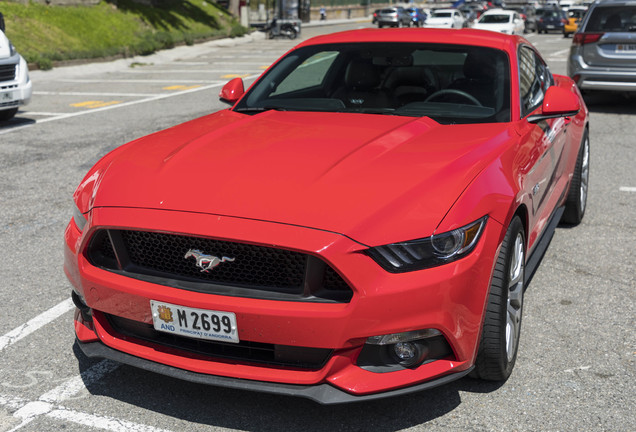 Ford Mustang GT 2015