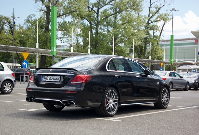 Mercedes-AMG E 63 S W213