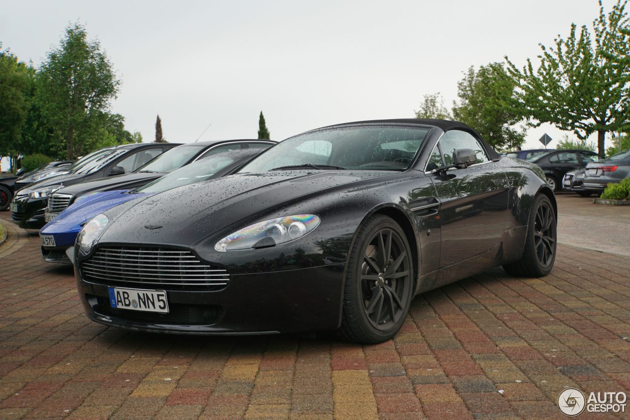 Aston Martin V8 Vantage Roadster