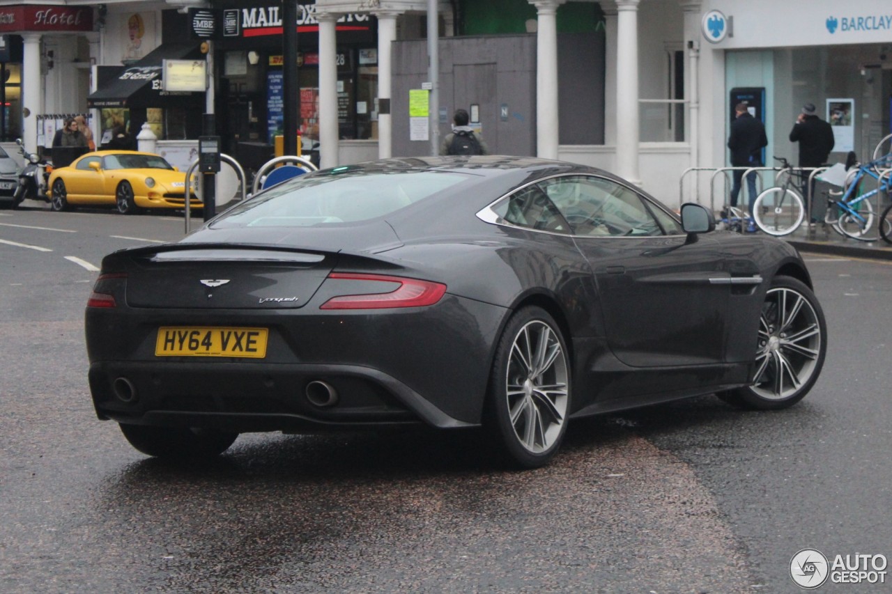 Aston Martin Vanquish 2013