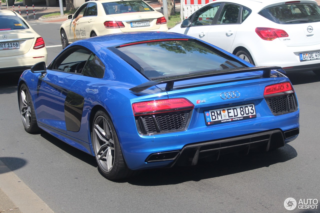 Audi R8 V10 Plus 2015