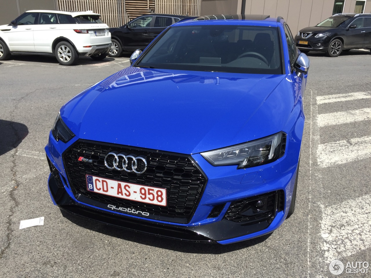 Audi RS4 Avant B9