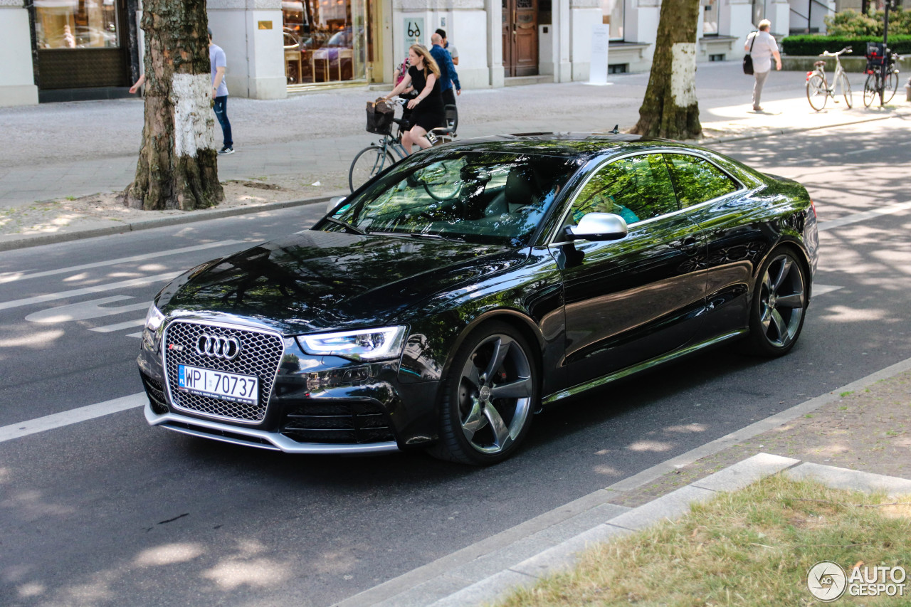 Audi RS5 B8 2012