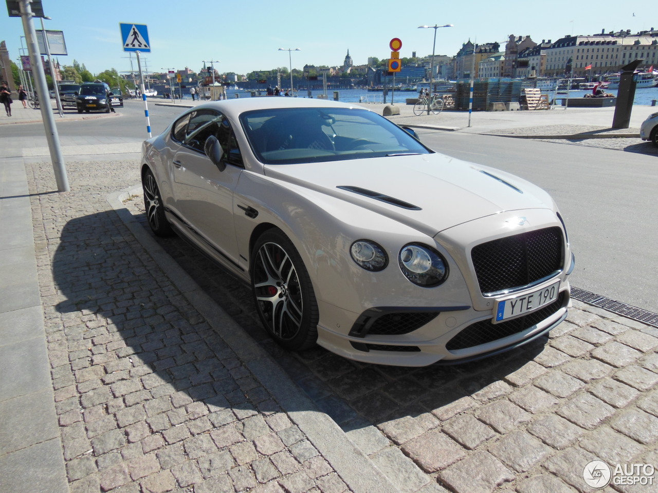 Bentley Continental Supersports Coupé 2018