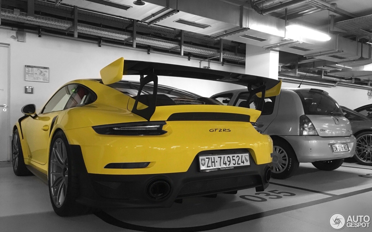 Porsche 991 GT2 RS Weissach Package