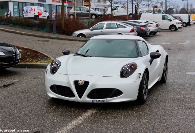 Alfa Romeo 4C Launch Edition