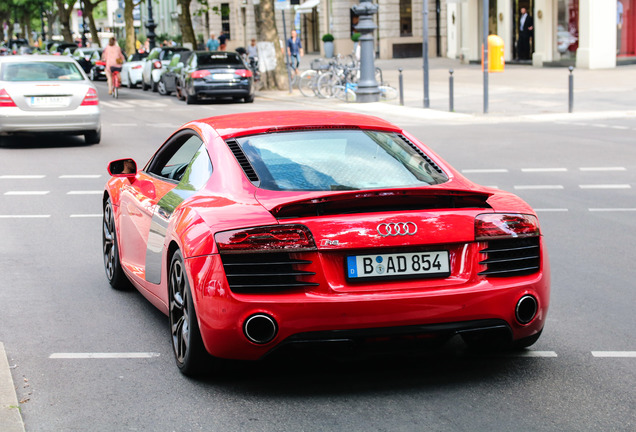 Audi R8 2013