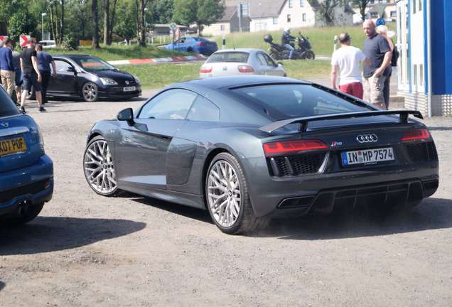 Audi R8 V10 Plus 2015