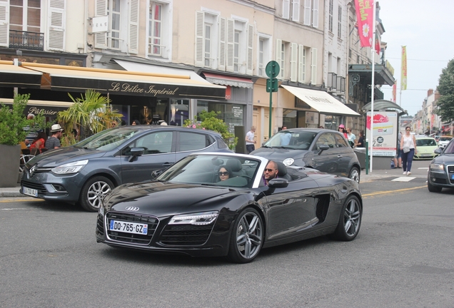 Audi R8 V8 Spyder 2013