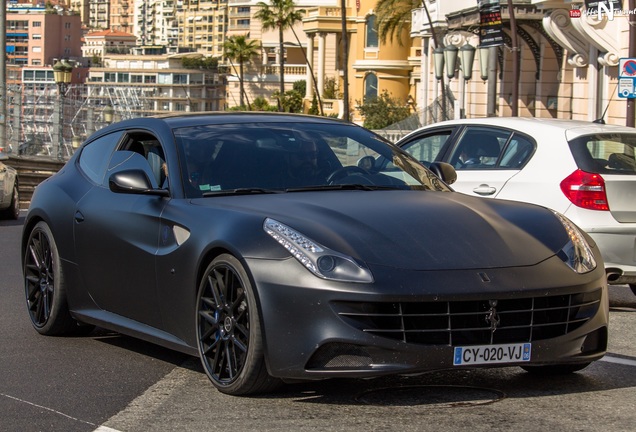 Ferrari FF