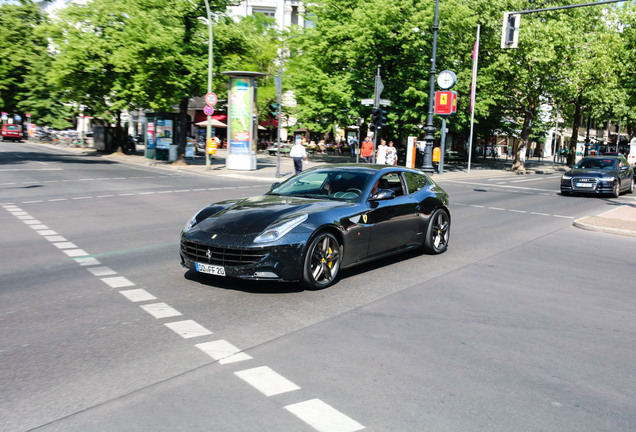 Ferrari FF