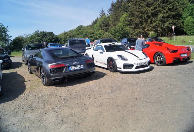 Porsche 981 Cayman GT4