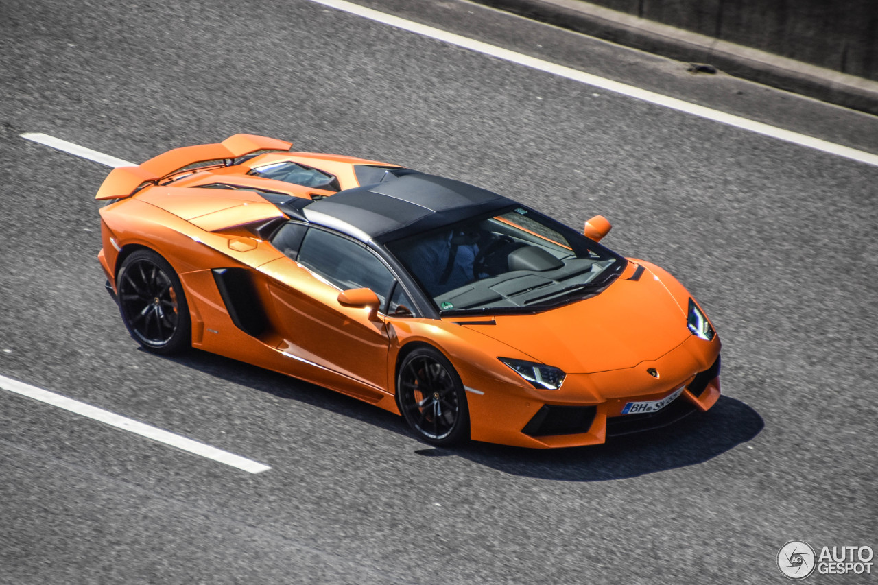 Lamborghini Aventador LP700-4 Roadster