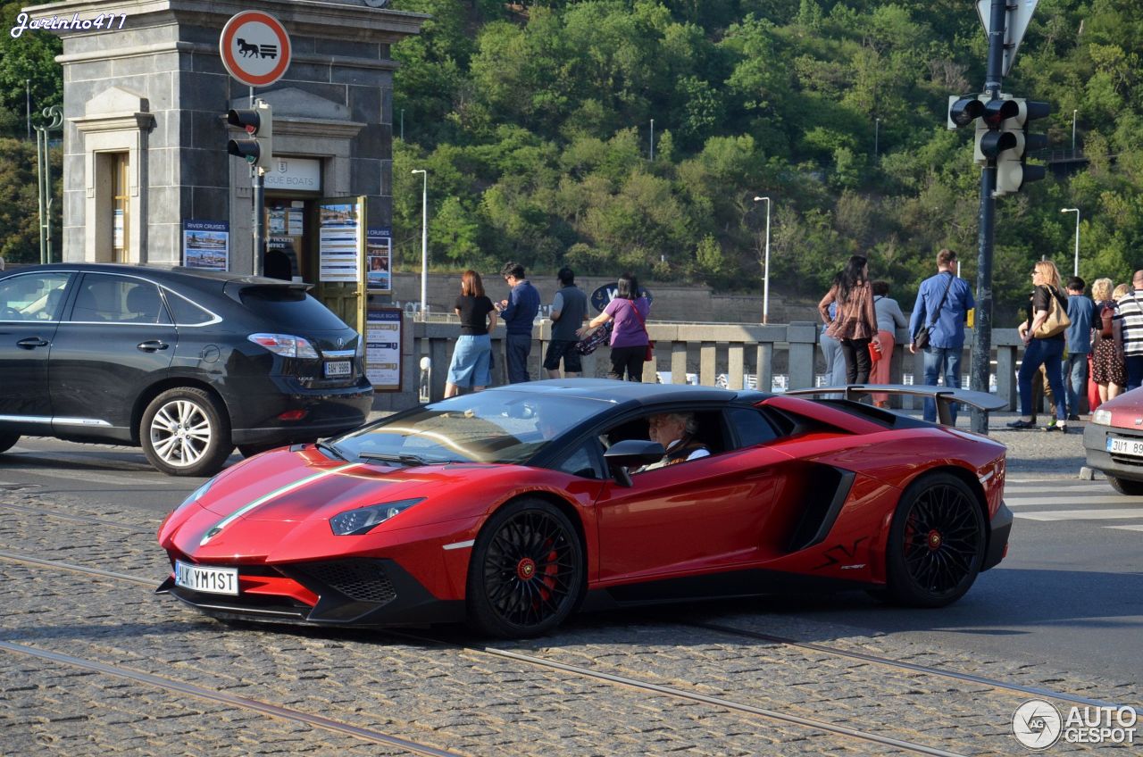 Lamborghini Aventador LP750-4 SuperVeloce Roadster