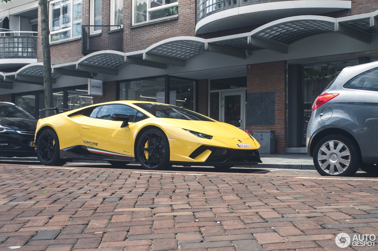 Lamborghini Huracán LP640-4 Performante