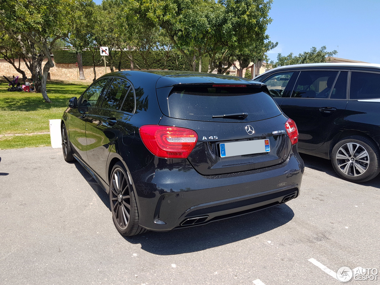 Mercedes-Benz A 45 AMG