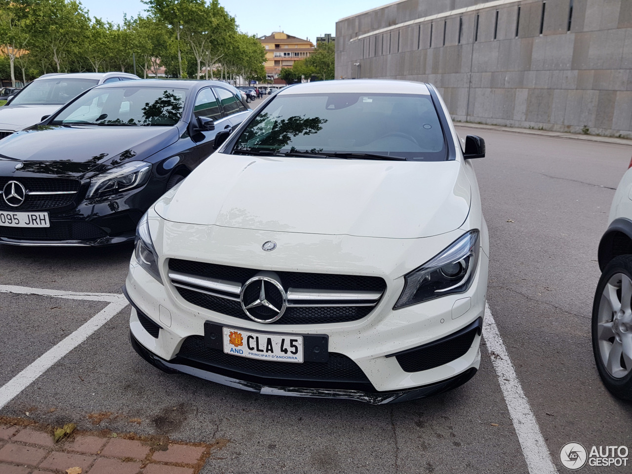 Mercedes-Benz CLA 45 AMG C117