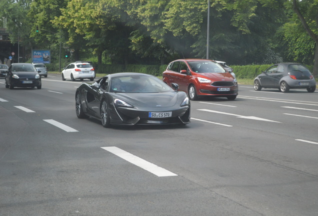 McLaren 570S