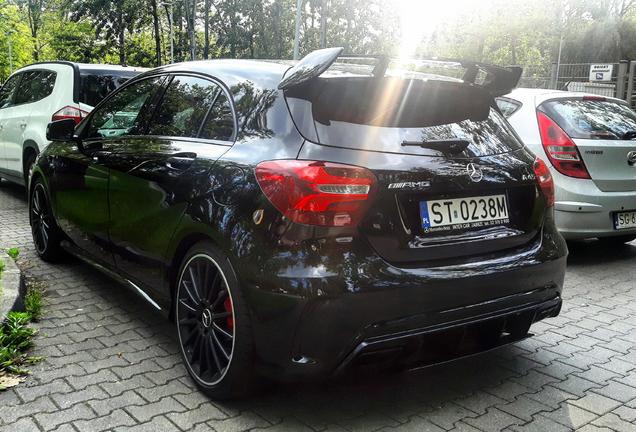 Mercedes-AMG A 45 W176 2015