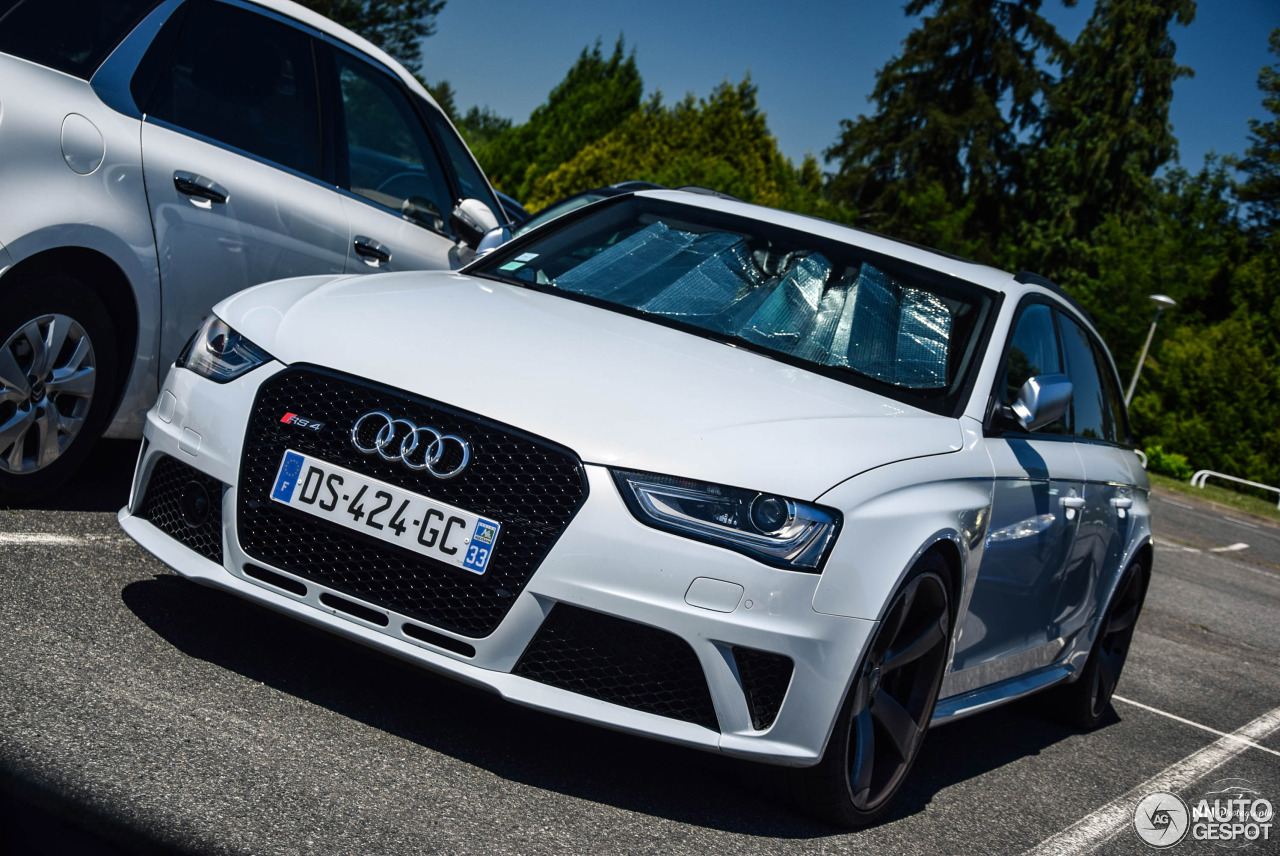 Audi RS4 Avant B8