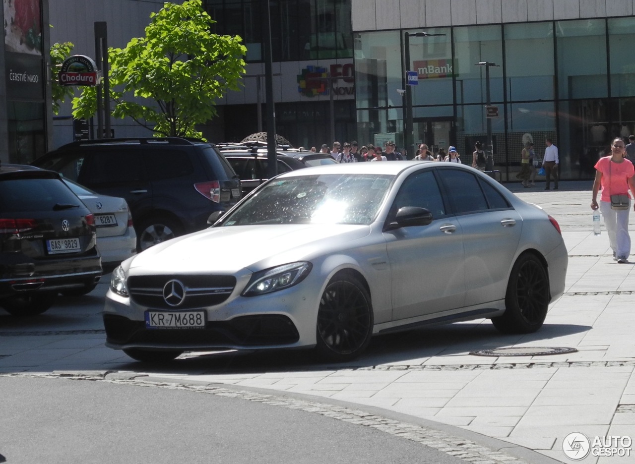 Mercedes-AMG C 63 S W205