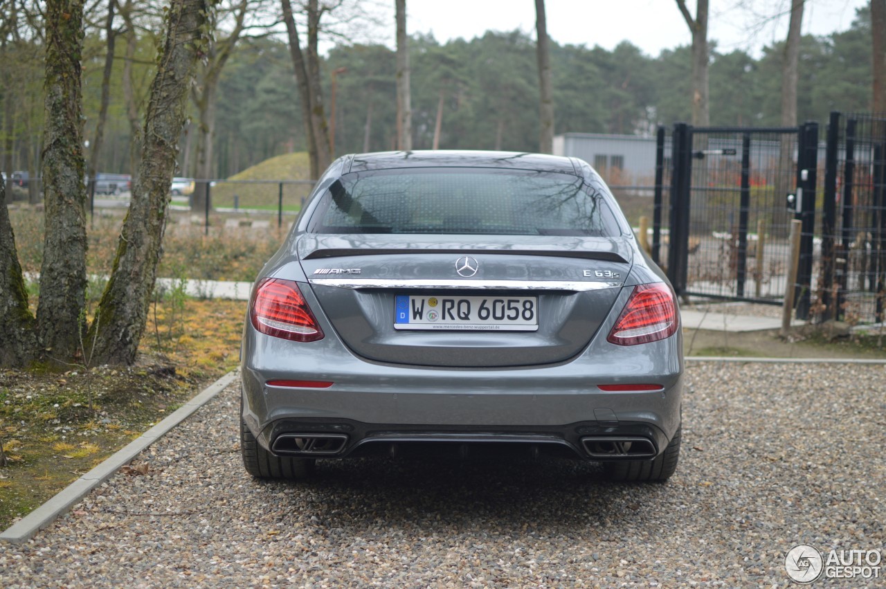 Mercedes-AMG E 63 S W213