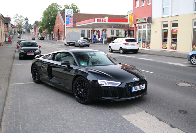 Audi R8 V10 Plus 2015