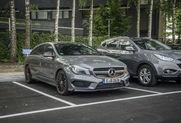 Mercedes-AMG CLA 45 Shooting Brake OrangeArt Edition