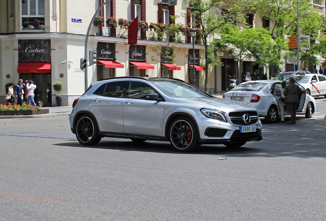 Mercedes-Benz GLA 45 AMG X156